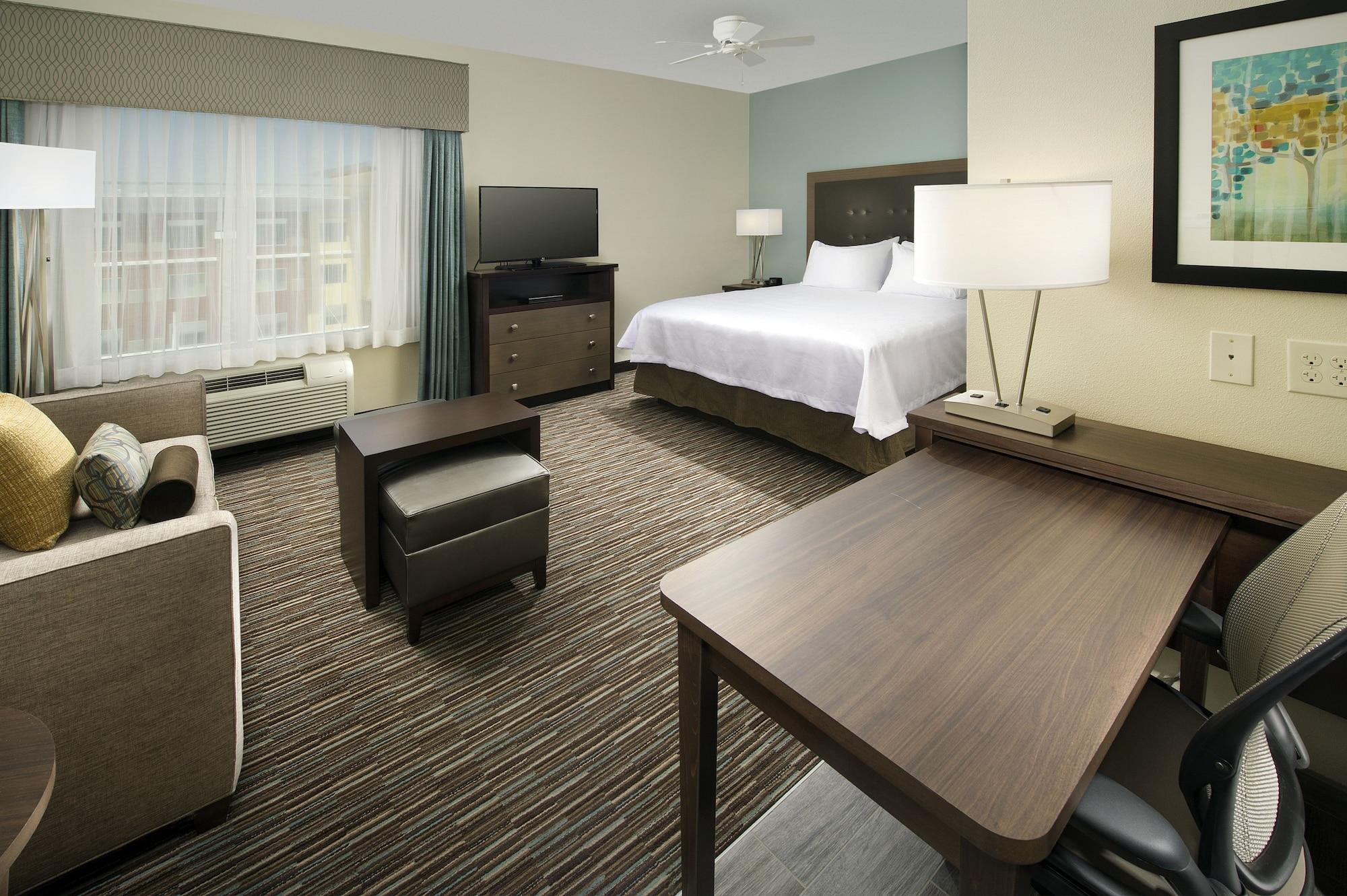 Homewood Suites By Hilton Kansas City Speedway Ngoại thất bức ảnh