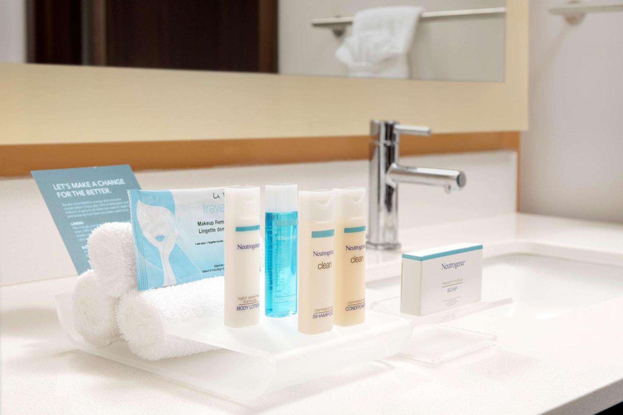 Homewood Suites By Hilton Kansas City Speedway Ngoại thất bức ảnh