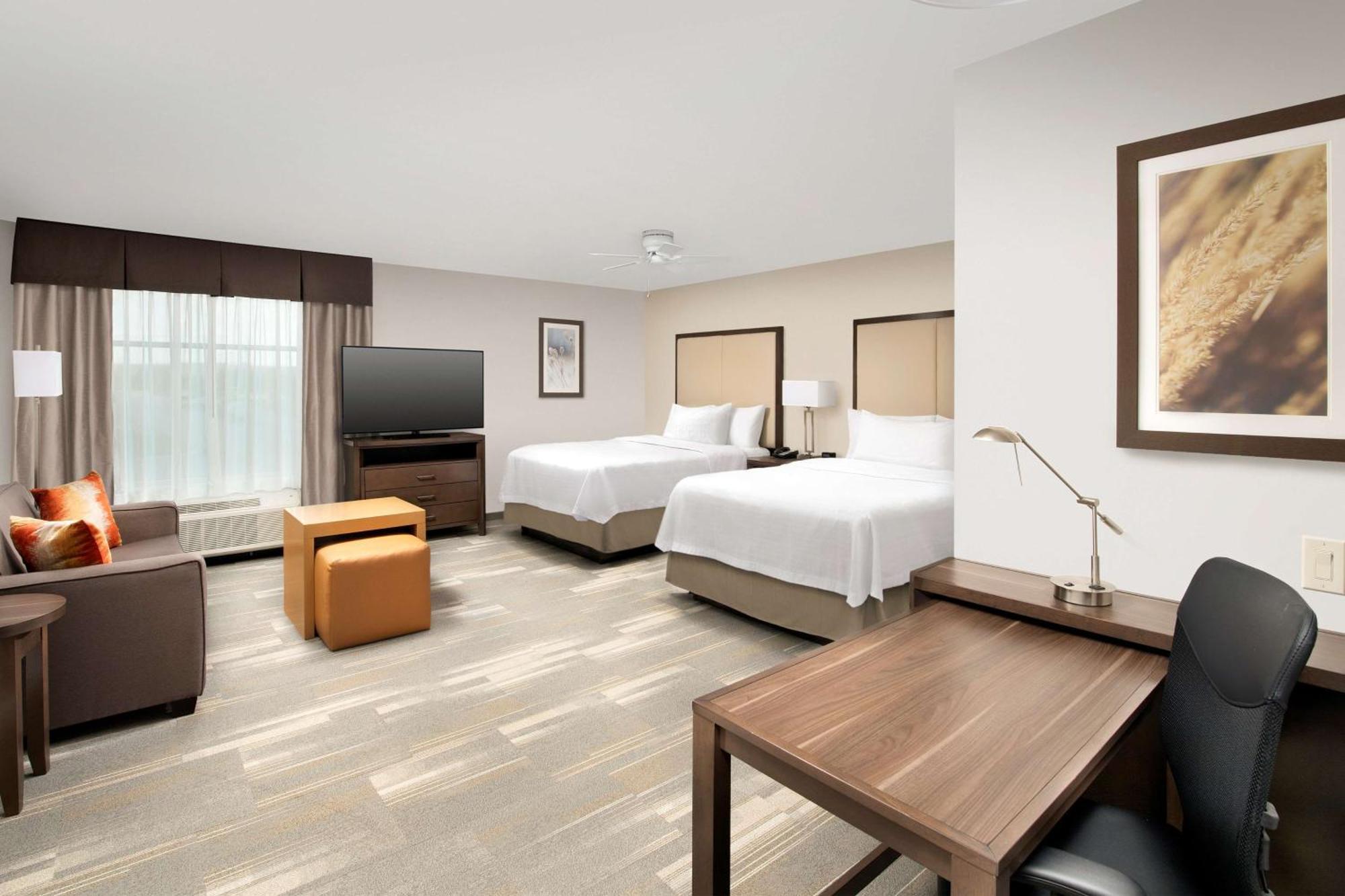 Homewood Suites By Hilton Kansas City Speedway Ngoại thất bức ảnh