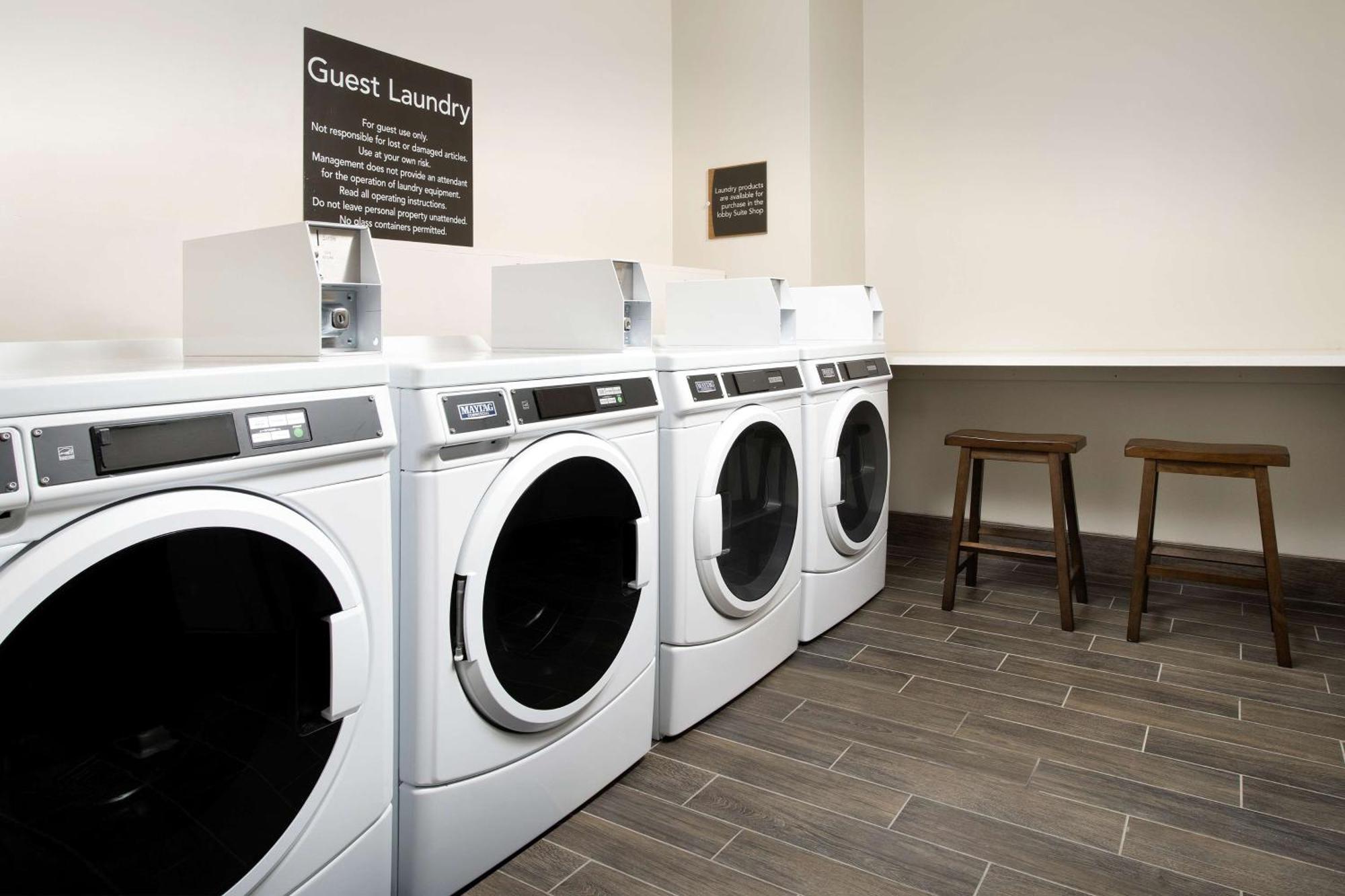 Homewood Suites By Hilton Kansas City Speedway Ngoại thất bức ảnh