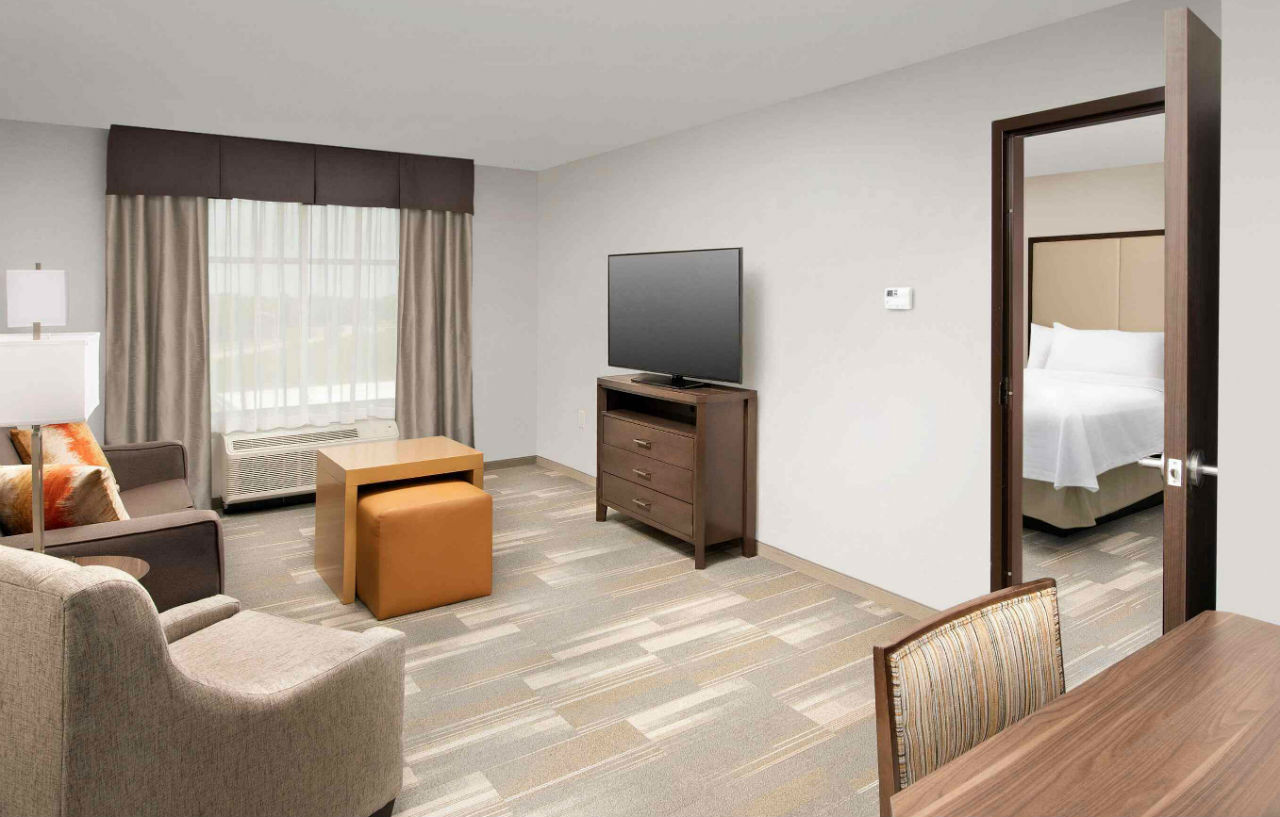 Homewood Suites By Hilton Kansas City Speedway Ngoại thất bức ảnh